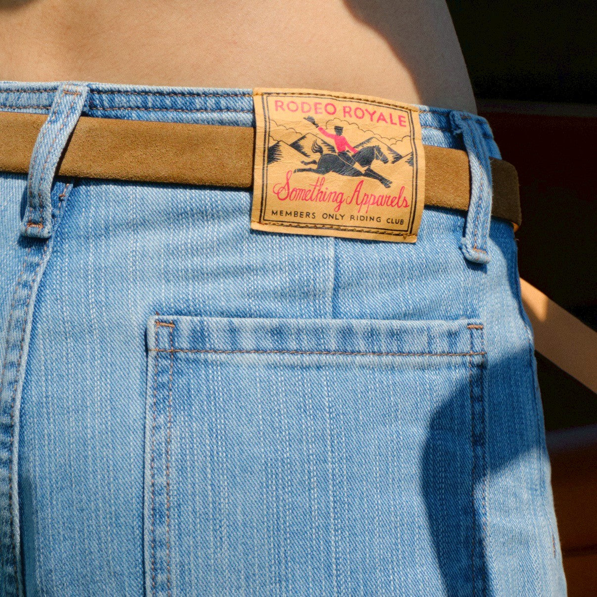 SOMETHING CHARLIE JEANS