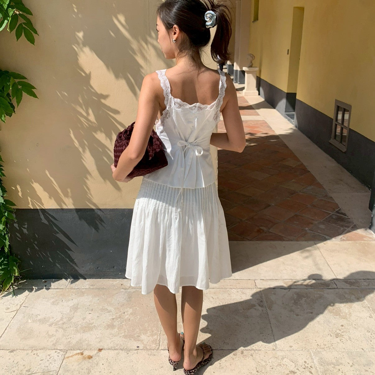 SOMETHING PERRY PLEATED SKIRT