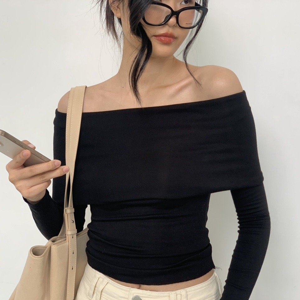 SOMETHING MARSHMALLOW WHIP OFF SHOULDER (BLACK)