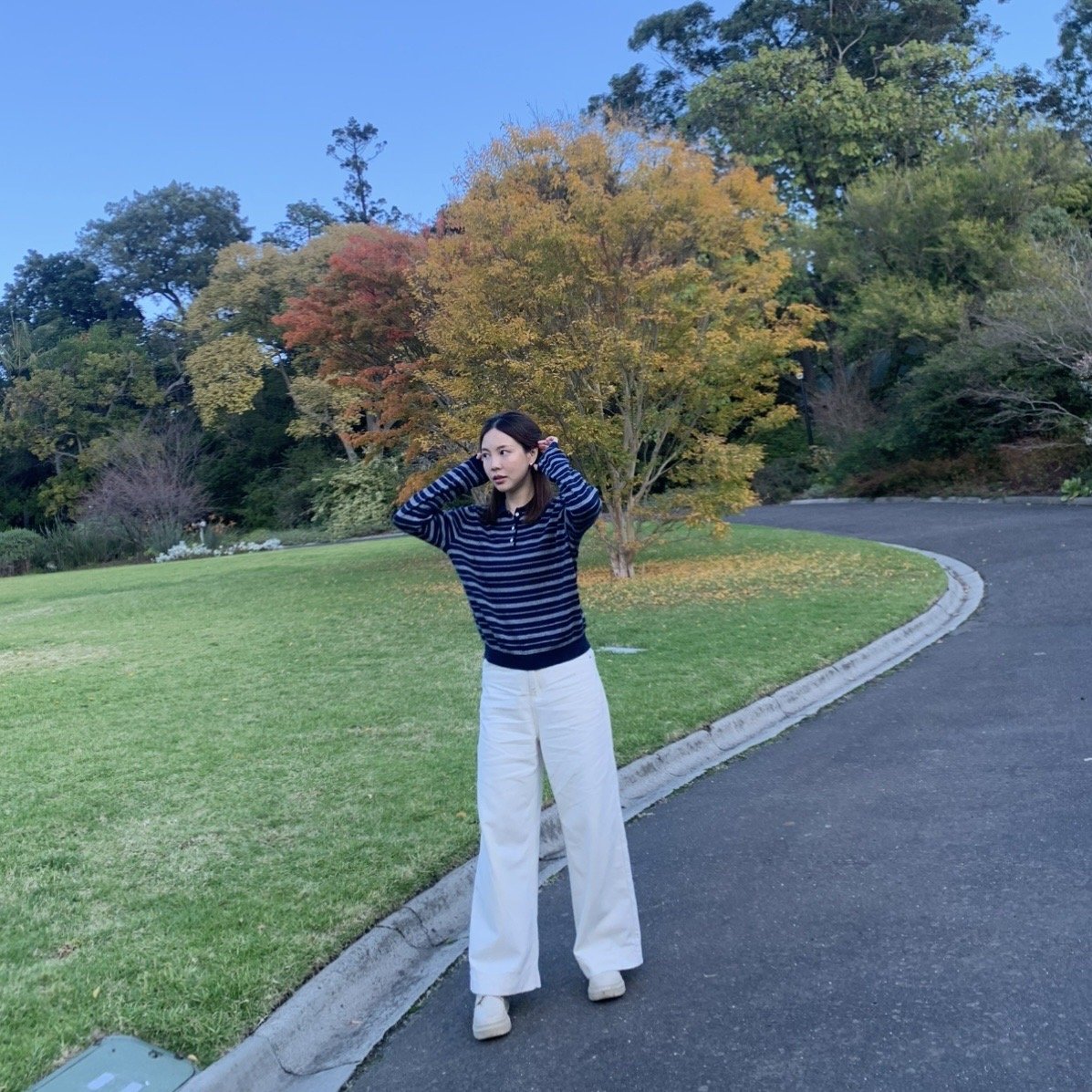 SOMETHING OATMILK JEANS