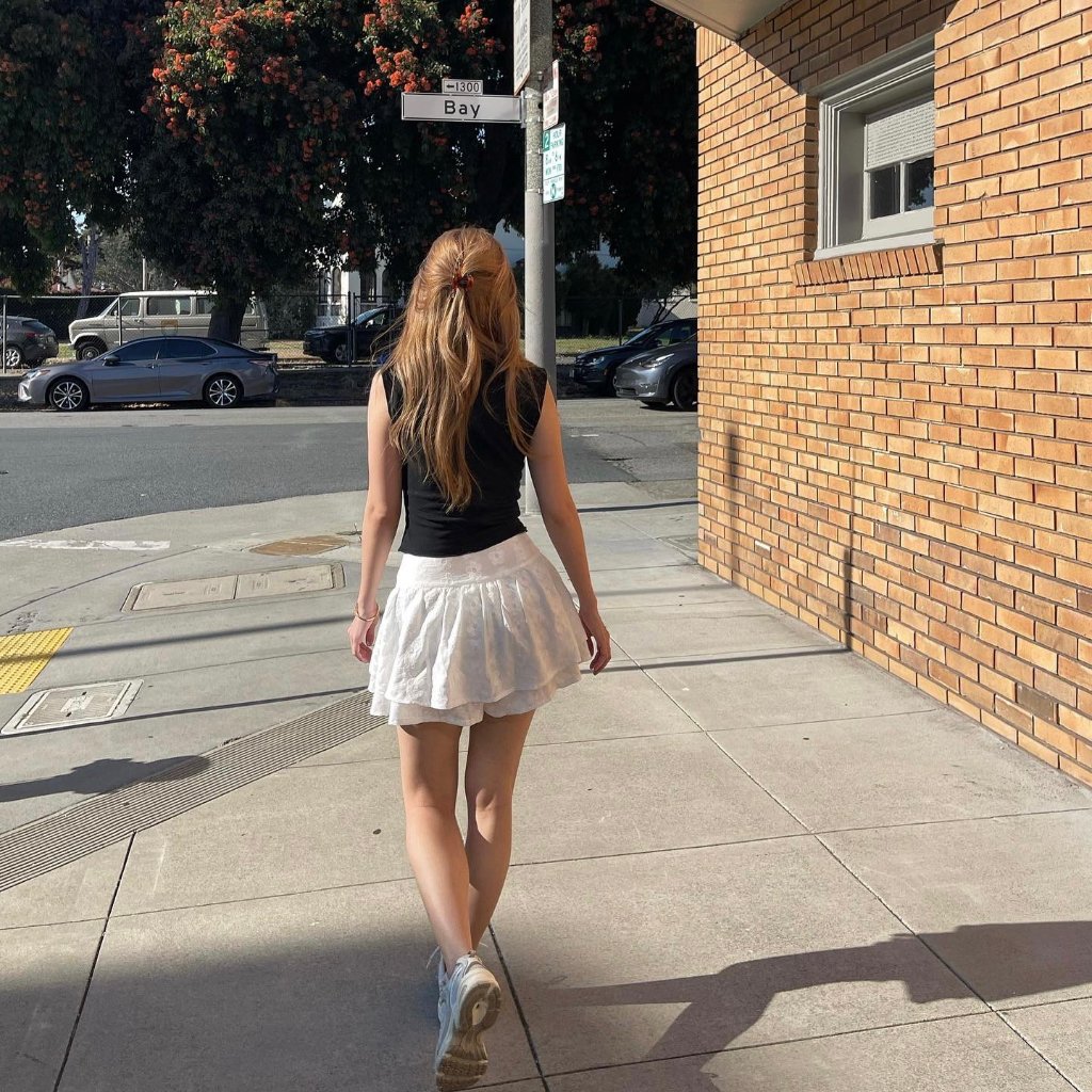 SOMETHING LACE SKORT