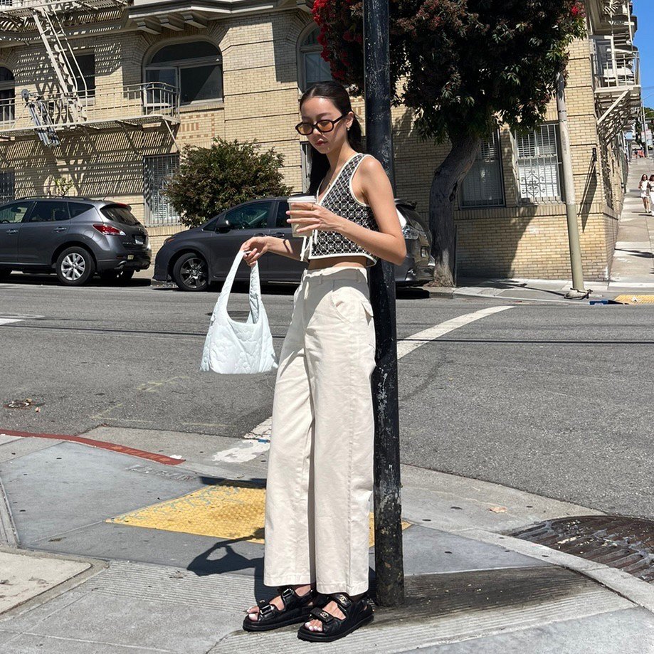 SOMETHING WHITE TROUSER