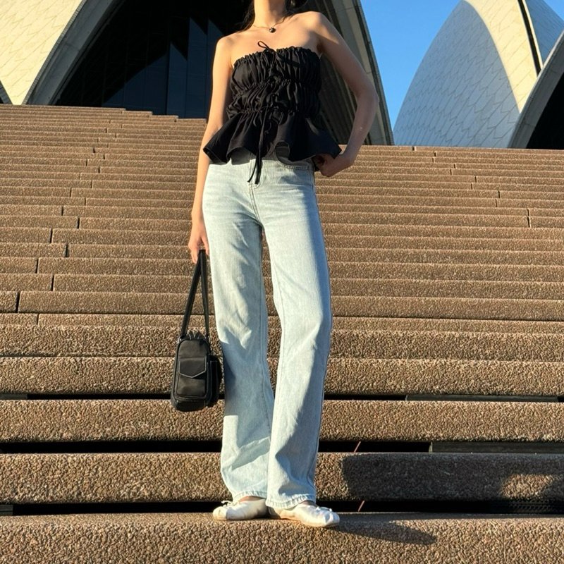 SOMETHING CLOVER FADED JEANS